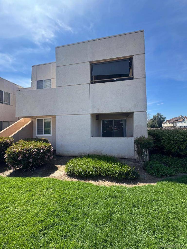El Cajon, CA 92021,830 Broadway Ave. ##18