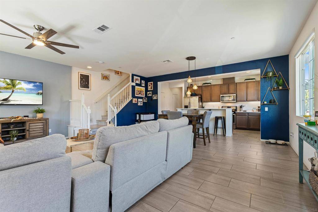 Chula Vista, CA 91913,1718 Signature Place #3