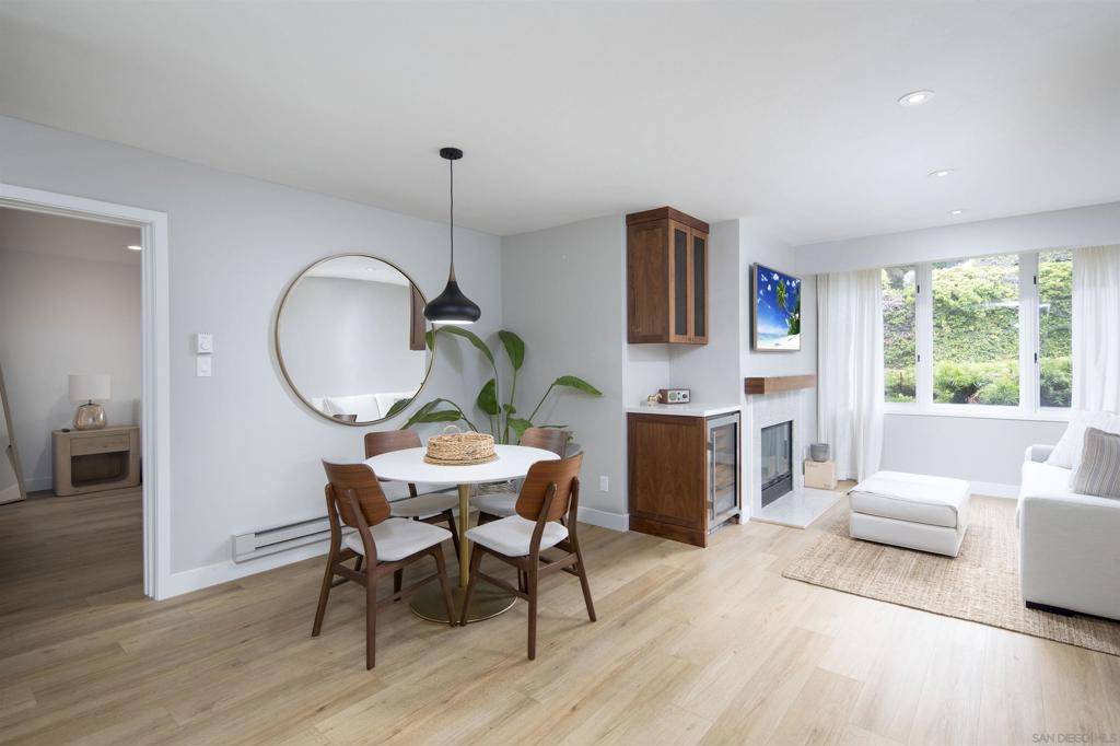 Del Mar, CA 92014,1562 Camino Del Mar 547