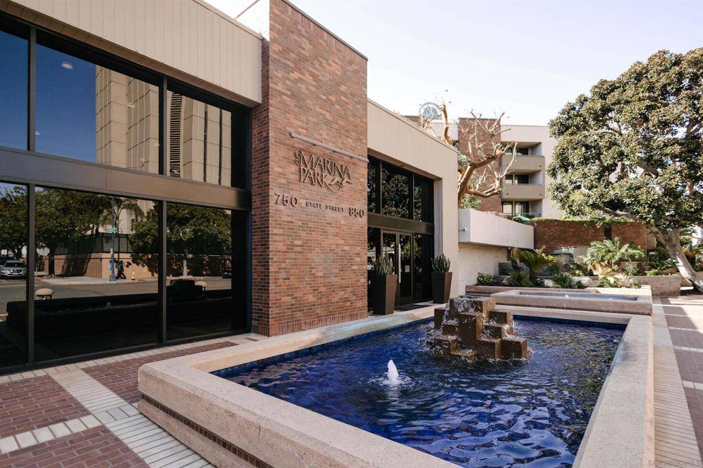 San Diego, CA 92101,850 State St #325
