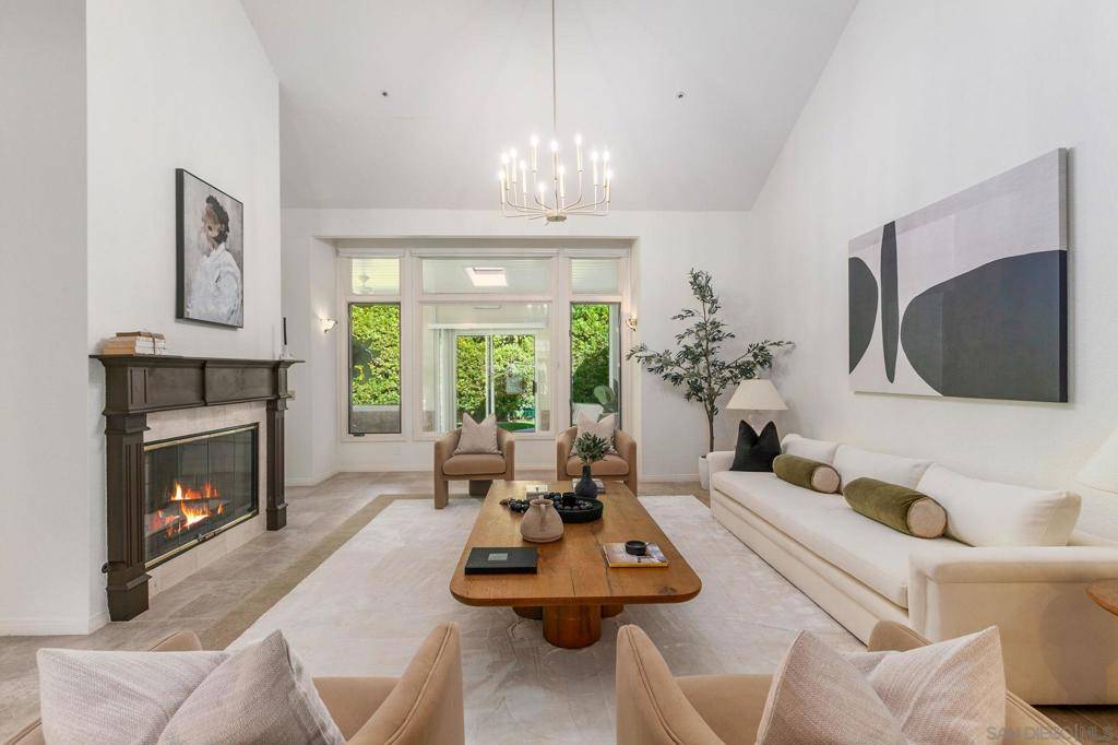 San Diego, CA 92130,14231 Fox Run Row