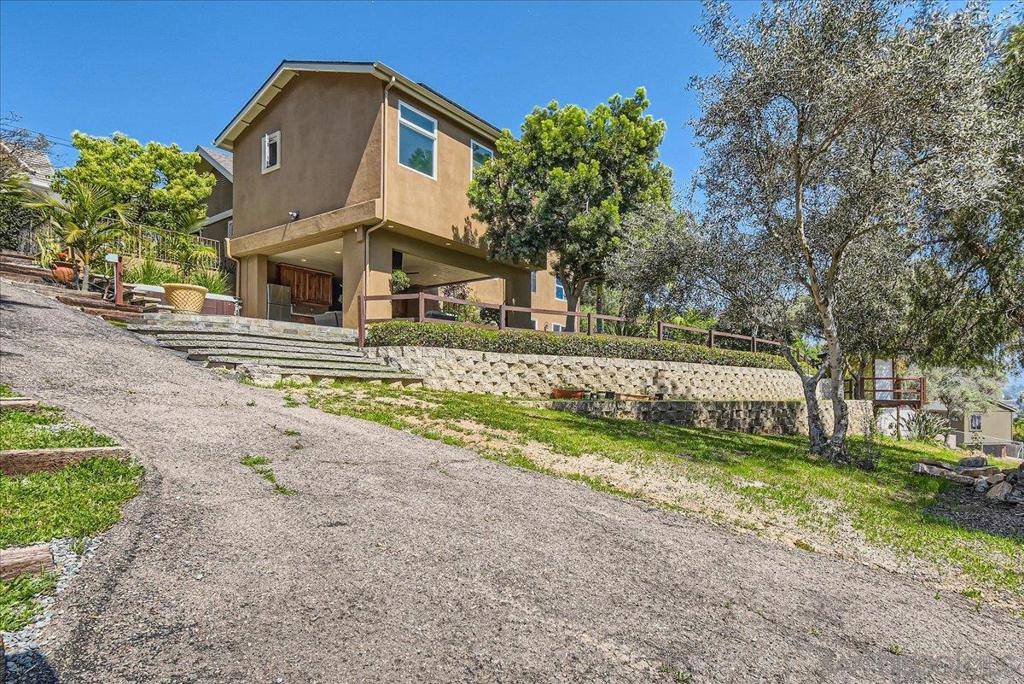 La Mesa, CA 91941,4359 Date Ave