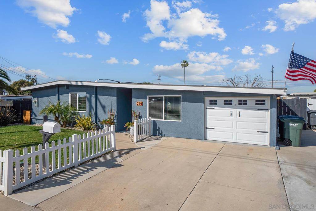 Imperial Beach, CA 91932,744 Oneonta Avenue