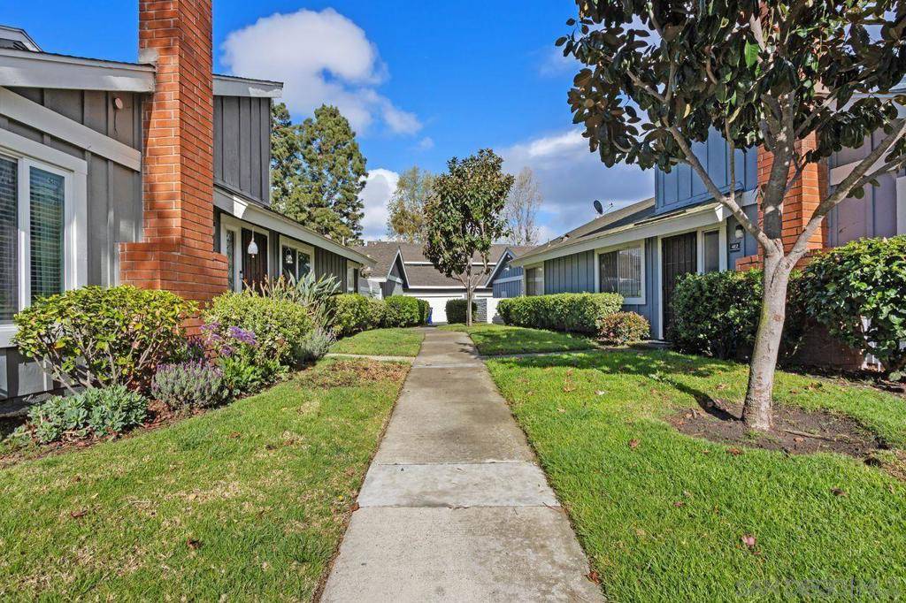 Oceanside, CA 92058,414 Los Arbolitos Blvd
