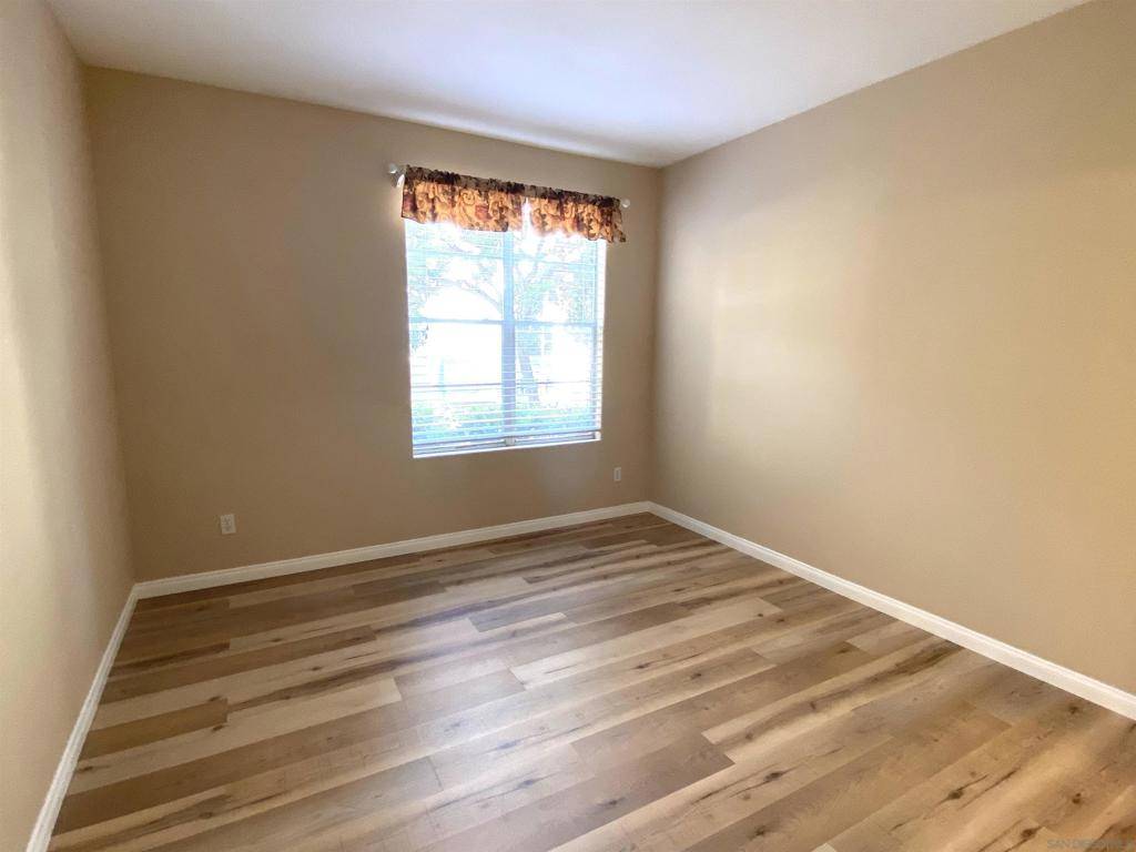San Diego, CA 92130,3585 Caminito El Rincon #201