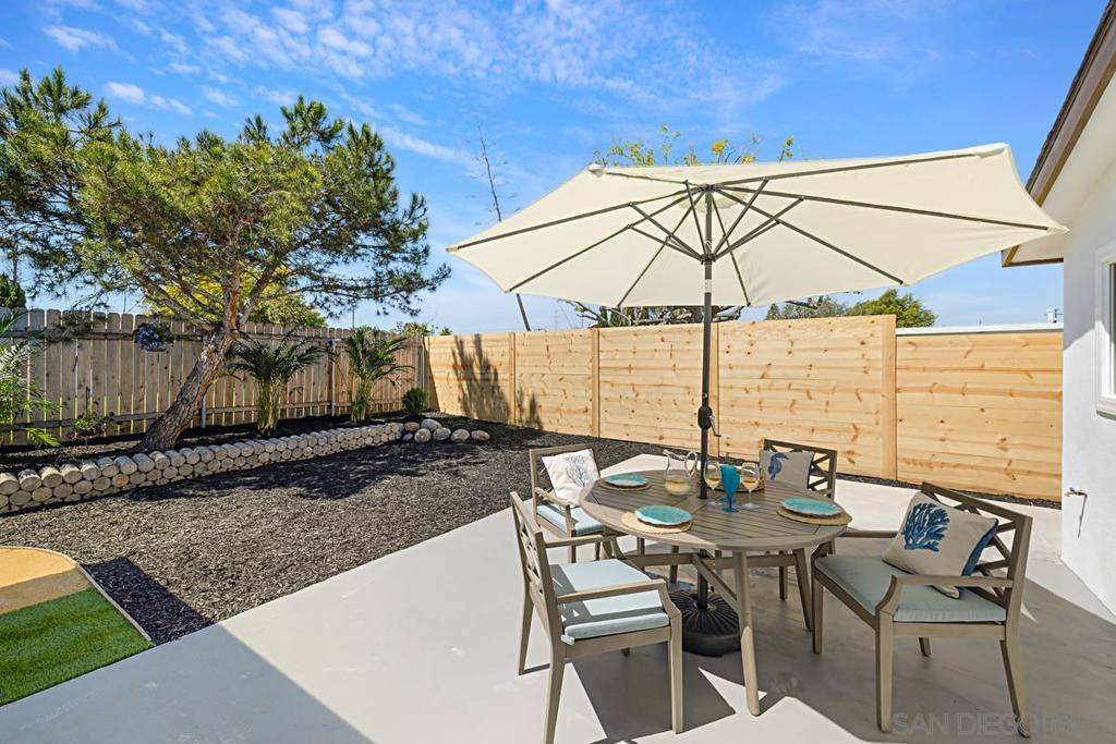 San Diego, CA 92117,4822 Kesling Court