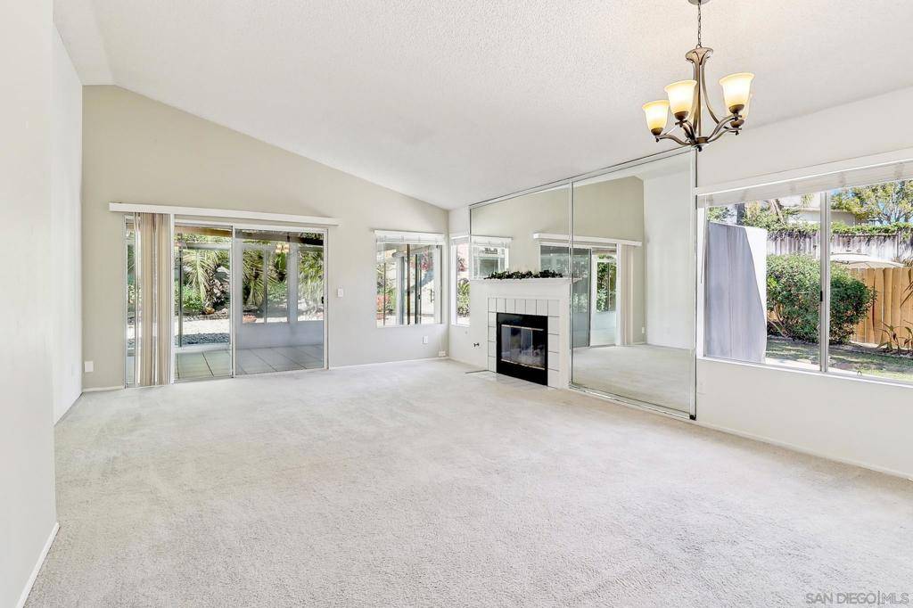 12194 Waverly Downs Ln San Diego, CA 92128