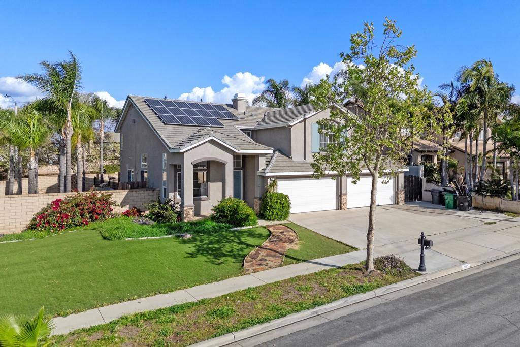 Corona, CA 92882,2463 Waterfall Ln