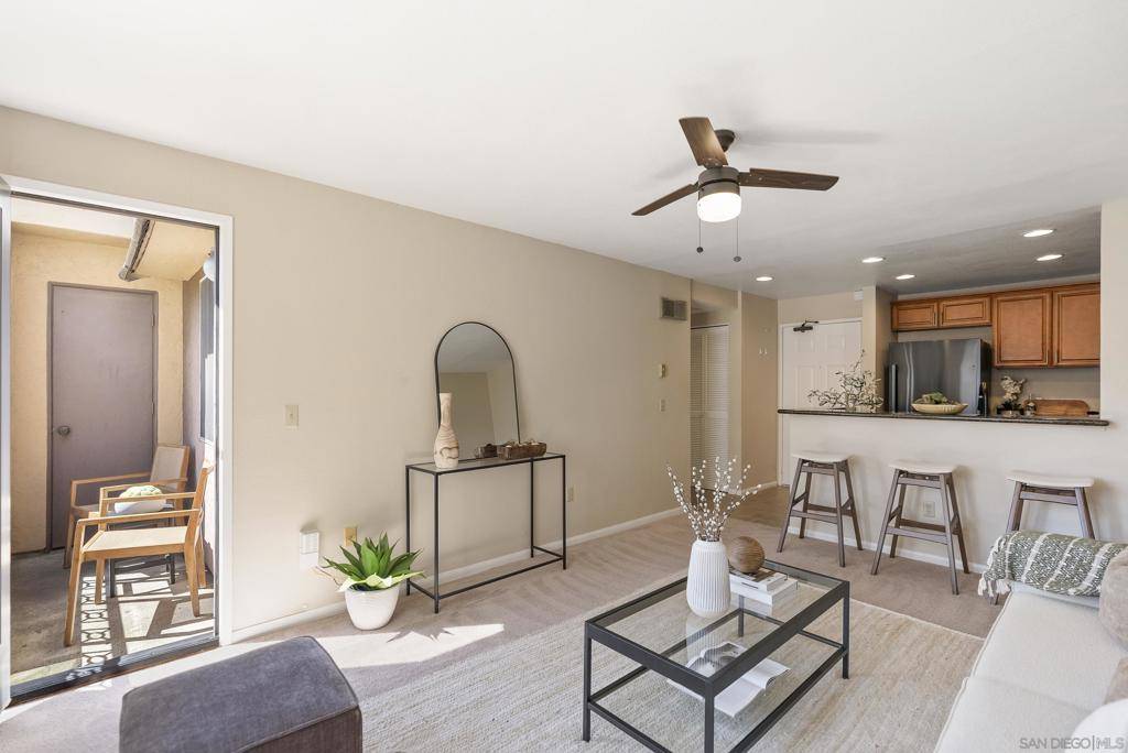 San Diego, CA 92122,3440 Lebon Dr #4317