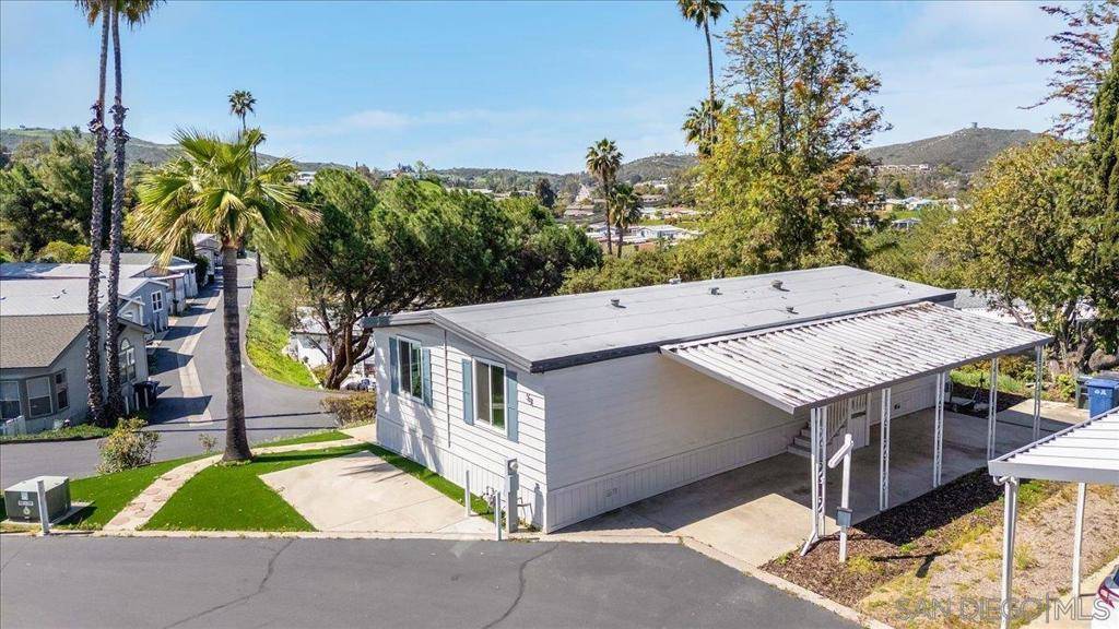 Lakeside, CA 92040,13490 Highway 8 Business E #SPC 59