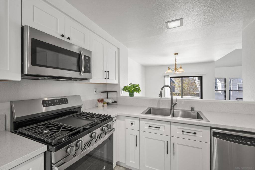 San Diego, CA 92131,11061 Scripps Ranch