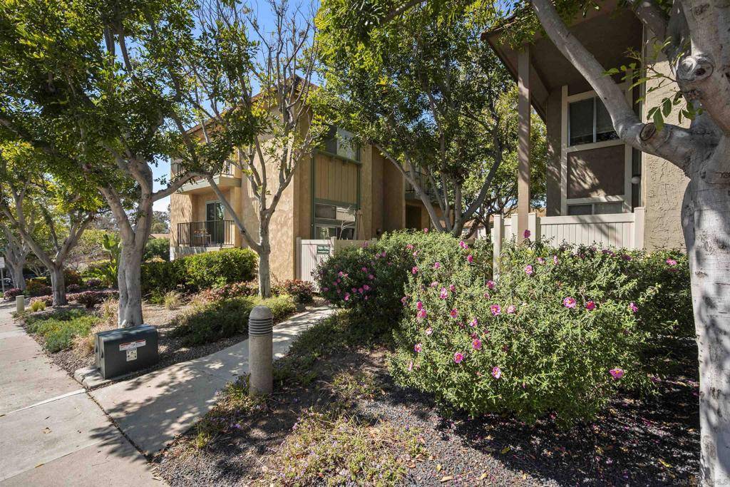 San Diego, CA 92123,7836 Hummingbird Ln