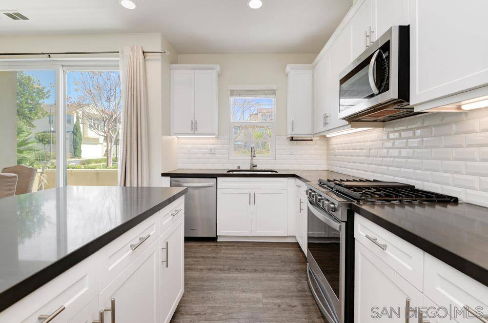 Oceanside, CA 92056,4314 Star Path Way #1
