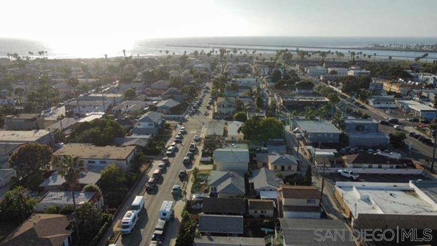 San Diego, CA 92107,4922 Muir Ave
