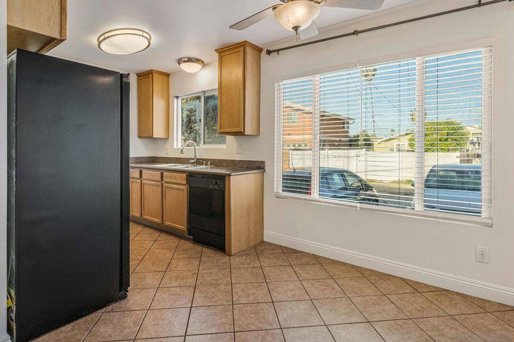 San Diego, CA 92116,3535 Madison Ave #114