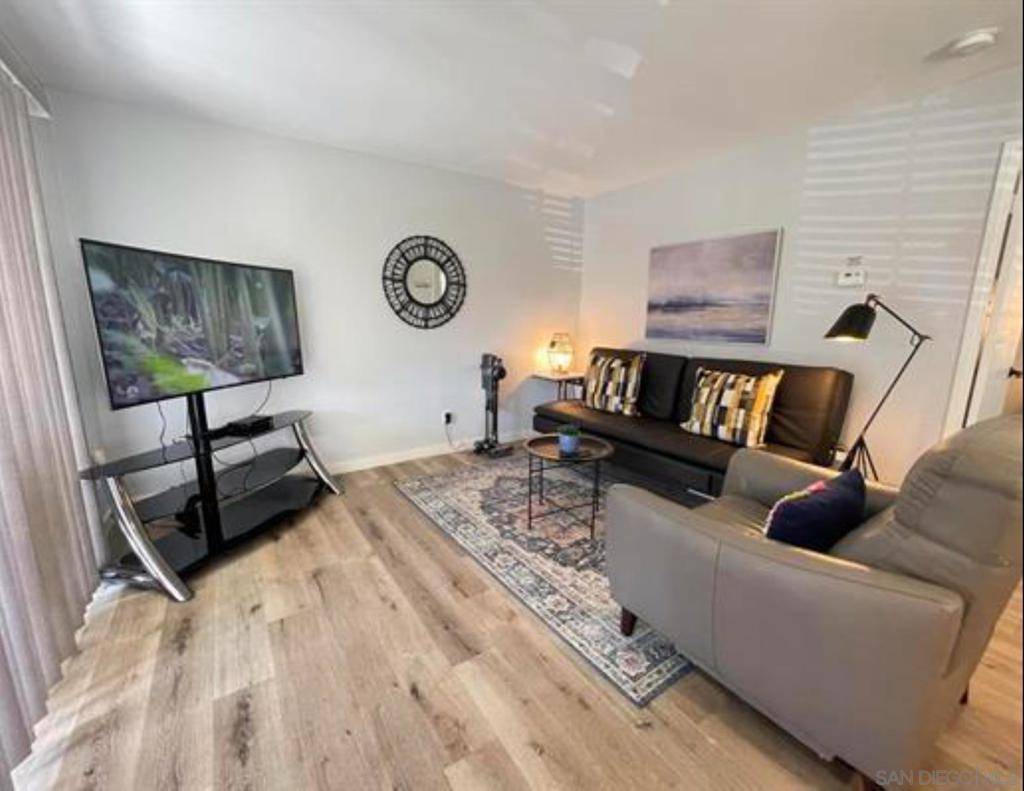 San Diego, CA 92126,10935 Summerdale Way #281