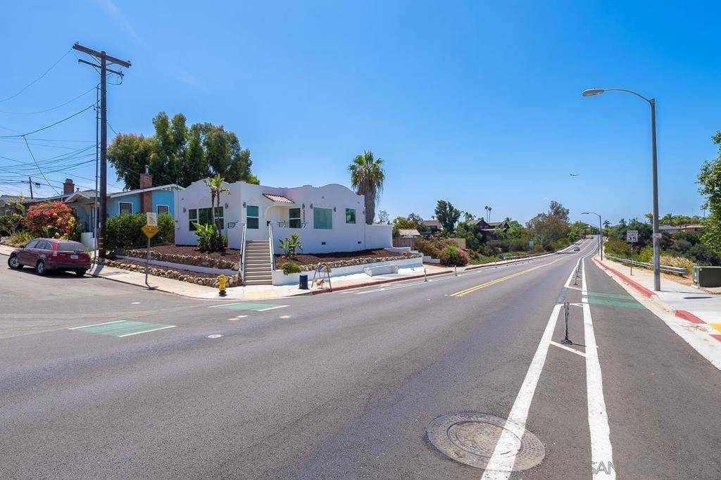San Diego, CA 92104,3005 Olive St