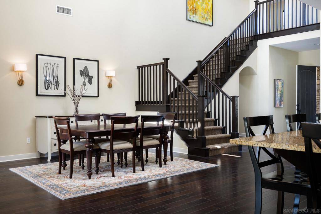 Carlsbad, CA 92009,7152 Sitio Corazon