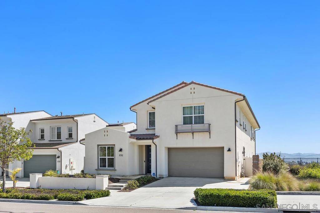 Santee, CA 92071,8741 Weston Rd.