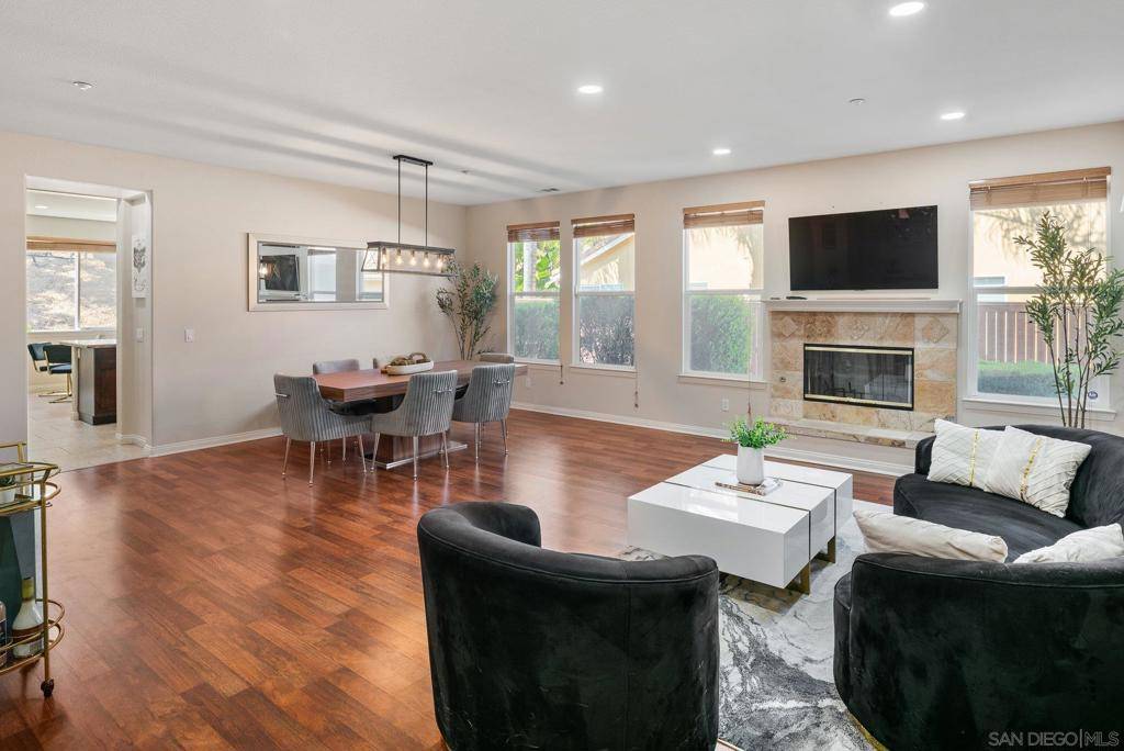 Escondido, CA 92026,10528 Pinion Trl