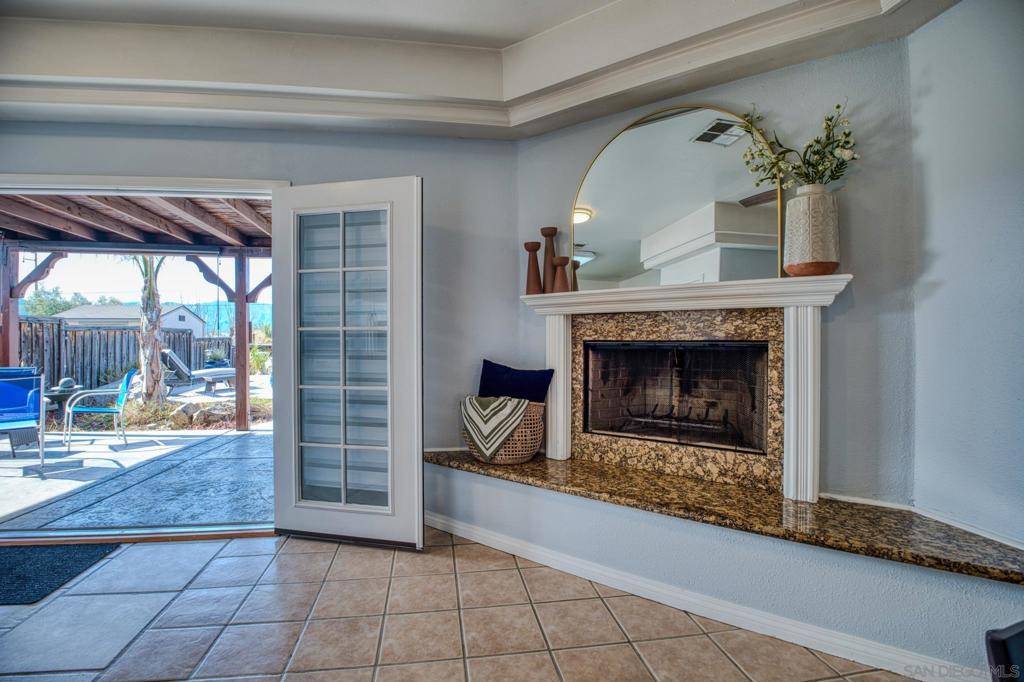 Lake Elsinore, CA 92530,507 Granite Street