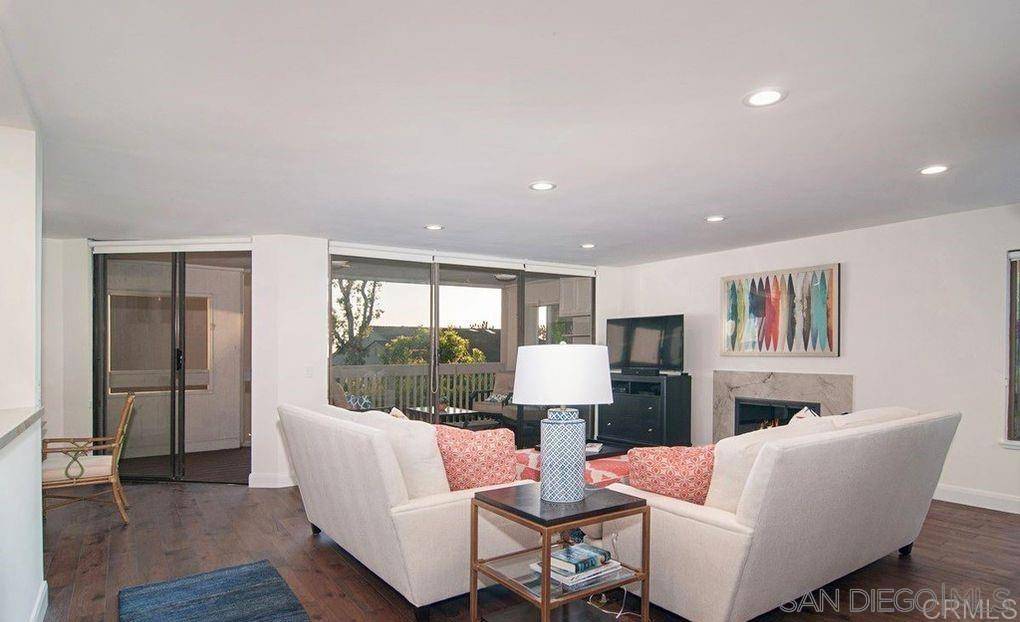 Del Mar, CA 92014,248 Dolphin Cove Ct
