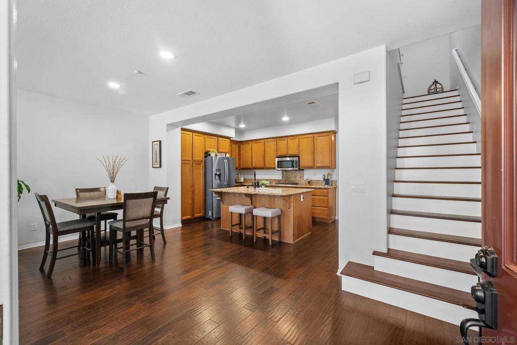 Chula Vista, CA 91915,2207 Pasadena Ct #3