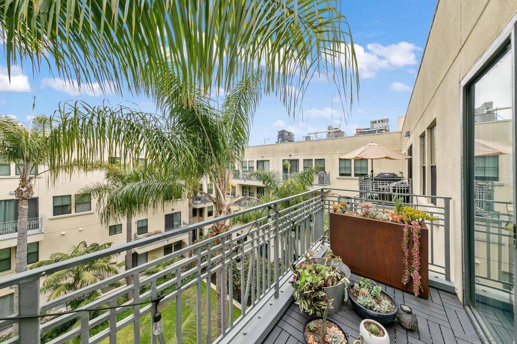 San Diego, CA 92101,1750 Kettner Blvd #417