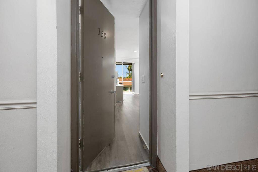 San Diego, CA 92110,3050 Rue Dorleans Unit 358