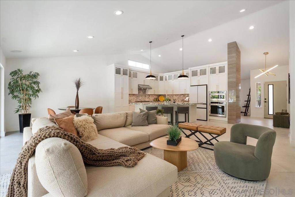 Lake Forest, CA 92630,21681 Rushford Dr