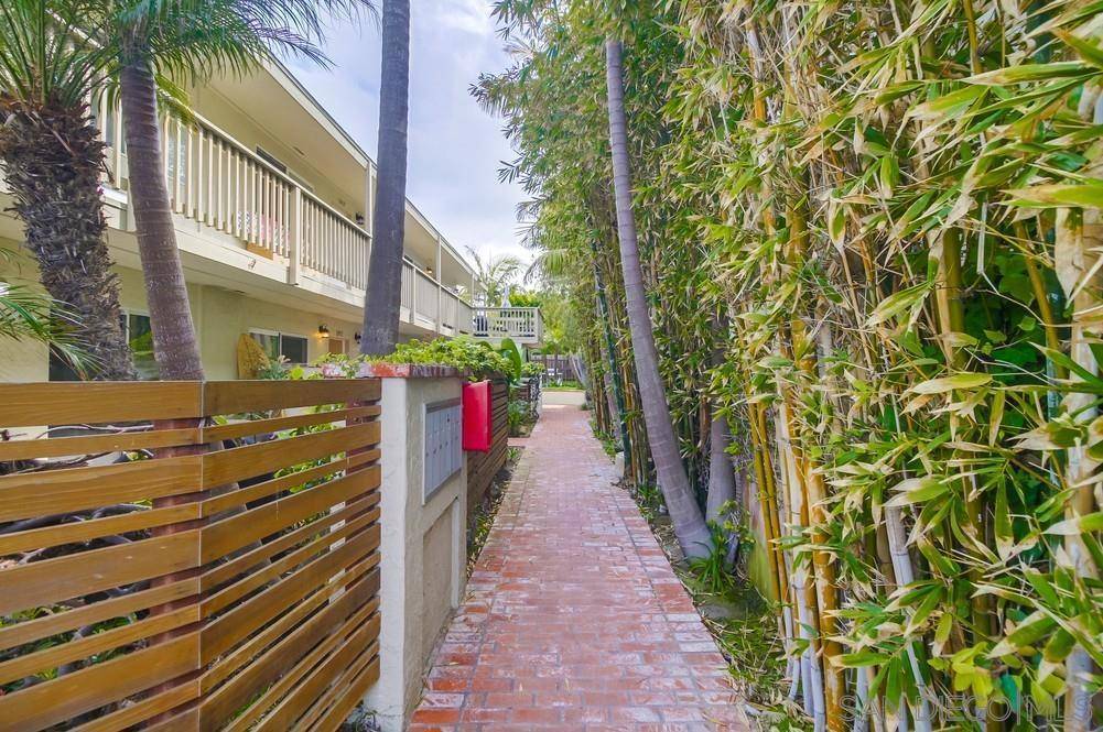 1911 San Elijo Ave Cardiff By The Sea, CA 92007