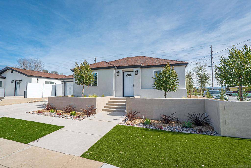 San Diego, CA 92104,3005 Vancouver Ave.