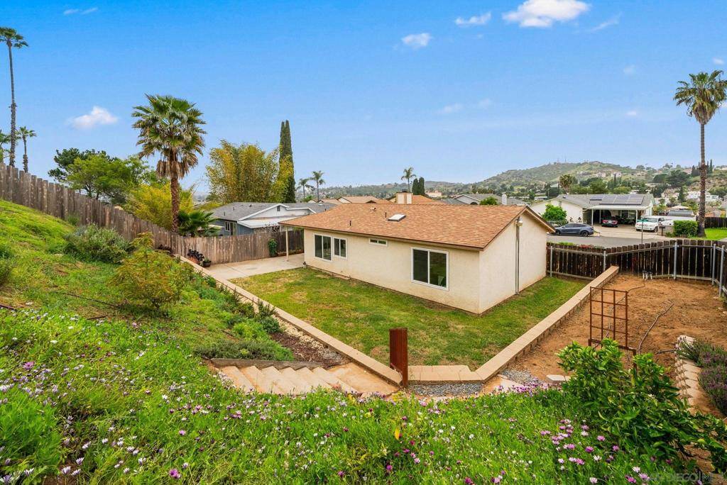 Escondido, CA 92027,1539 Kent Ave
