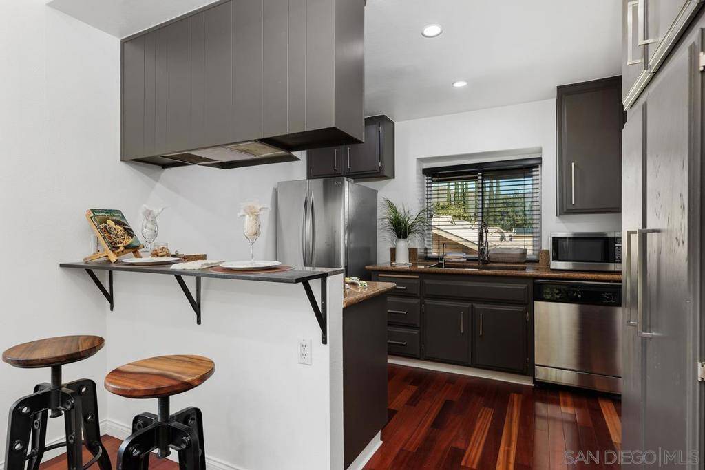 Fallbrook, CA 92028,1784 Pala Lake Drive