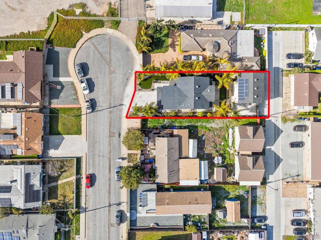 Imperial Beach, CA 91932,523 9th St