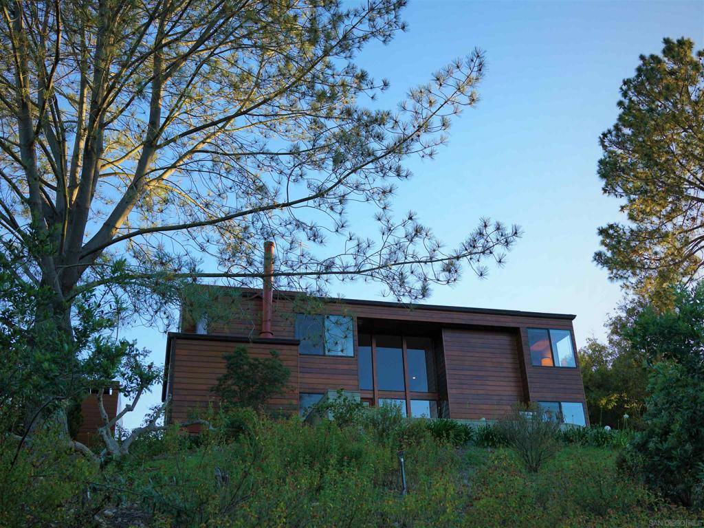 Rancho Santa Fe, CA 92067,14430 Rancho Santa Fe Farms Rd