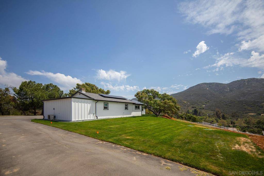 Spring Valley, CA 91978,3153 Pine Lane