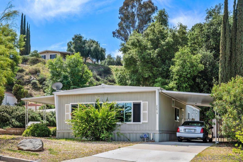 Canyon Lake, CA 92587,22819 Skylink Dr.