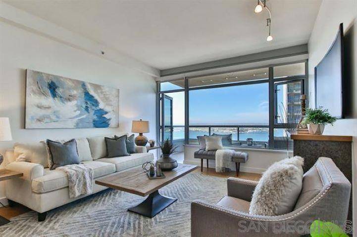 San Diego, CA 92101,700 W E St #2702