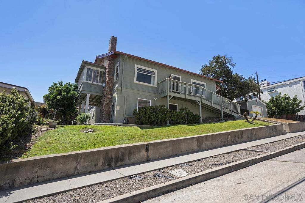 San Diego, CA 92103,1821 25 Cypress Ave