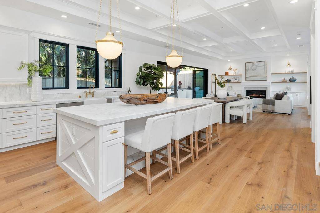Encinitas, CA 92024,804 Hygeia