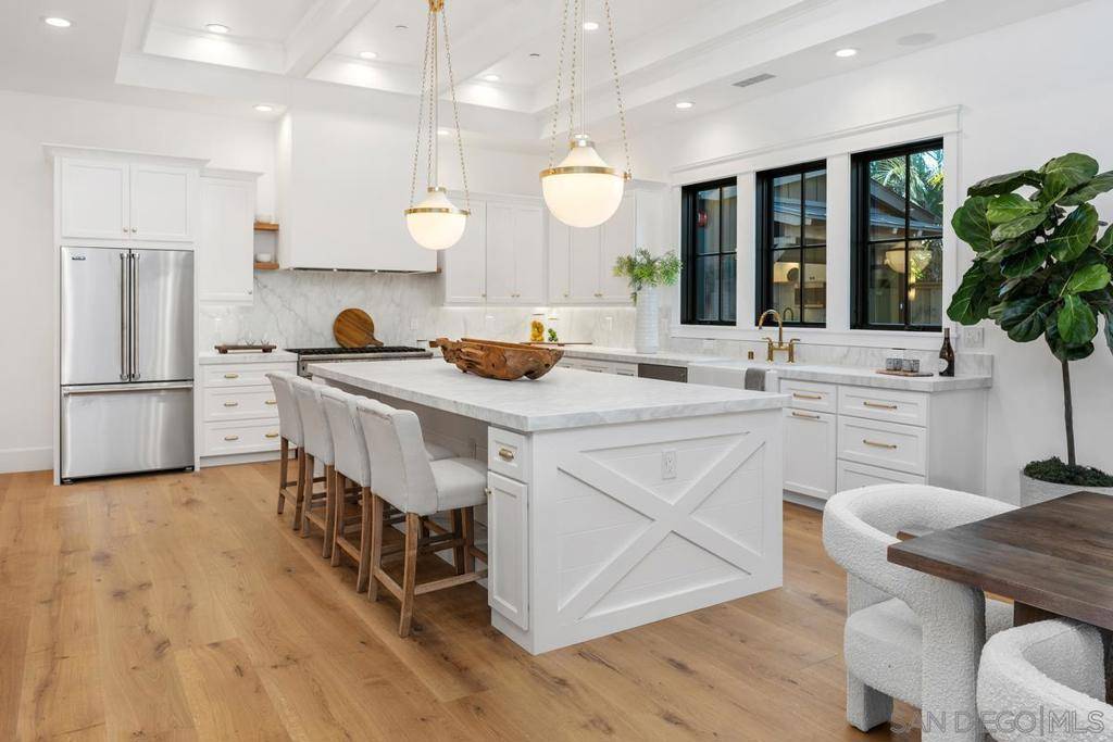 Encinitas, CA 92024,804 Hygeia