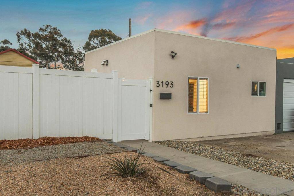San Diego, CA 92104,3195 Juniper St