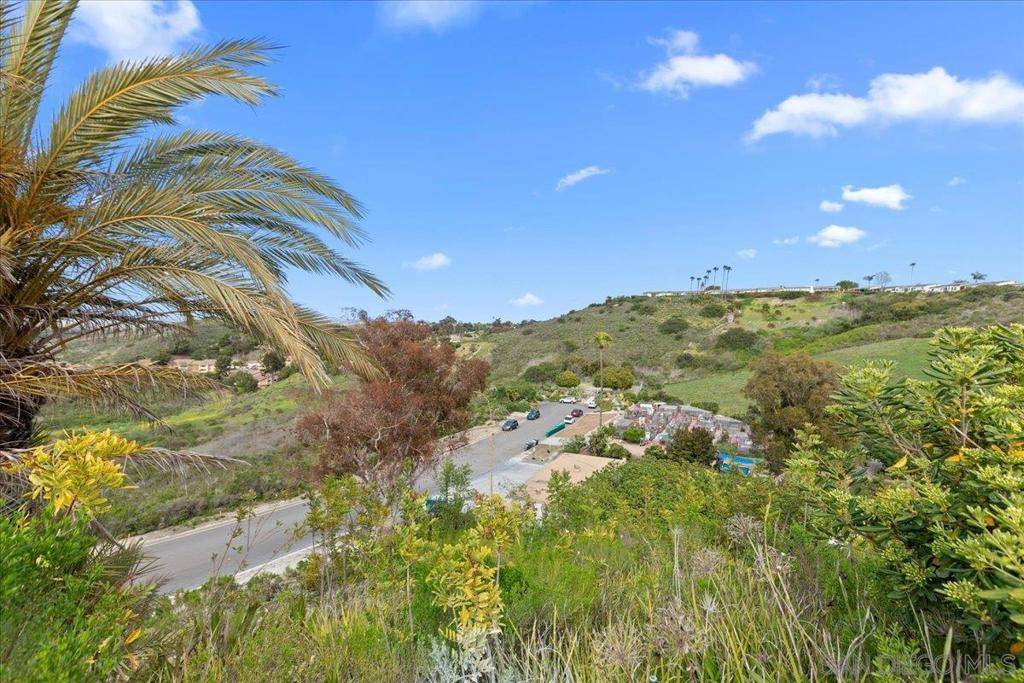 Oceanside, CA 92057,3615 Vista Bella #30