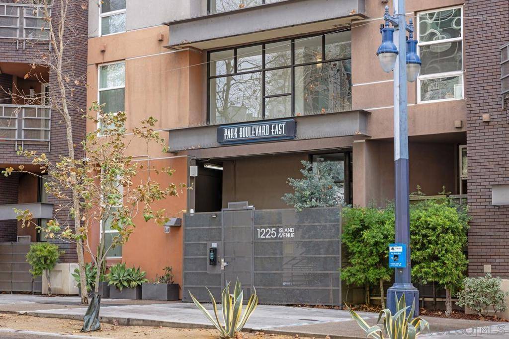 San Diego, CA 92101,1225 ISLAND AV #213