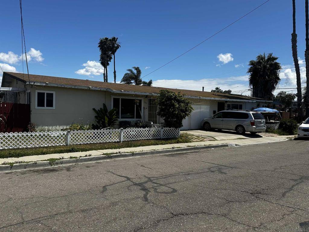 Imperial Beach, CA 91932,1361 65 14Th St