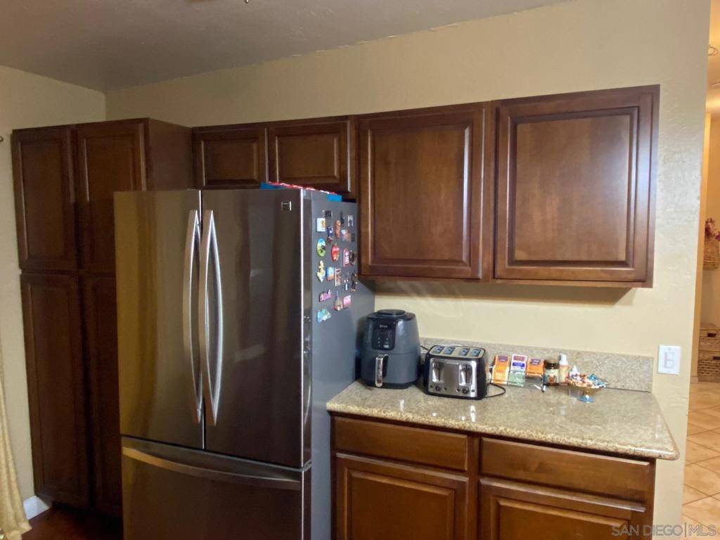 Spring Valley, CA 91977,1738 Canyon Rd.