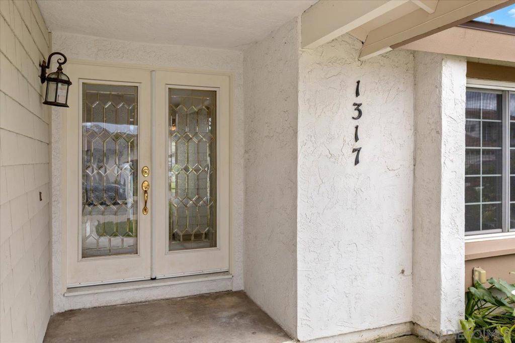 San Marcos, CA 92069,1317 Shadow Hills Ct