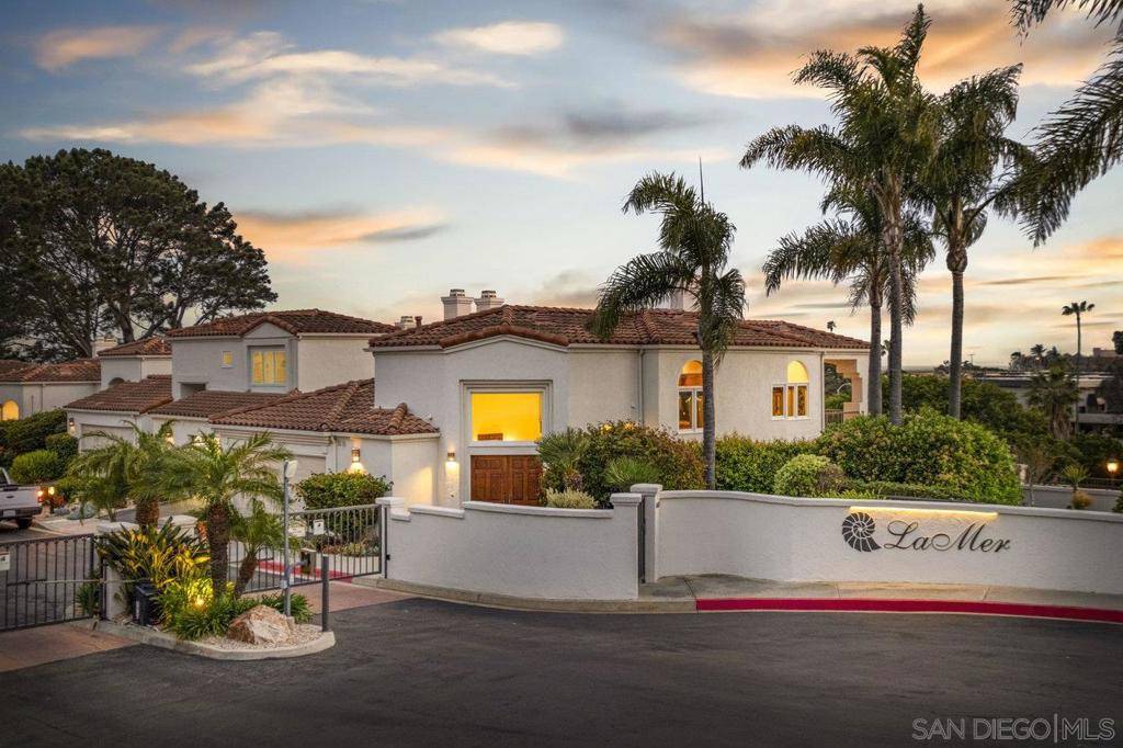 Solana Beach, CA 92075,801 Cofair Court