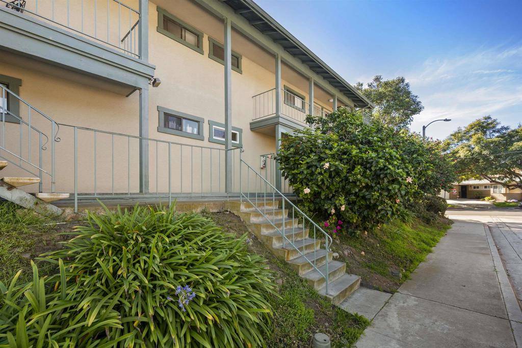 San Diego, CA 92109,4651 Pico St #107